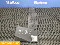 Накладка на порог правый